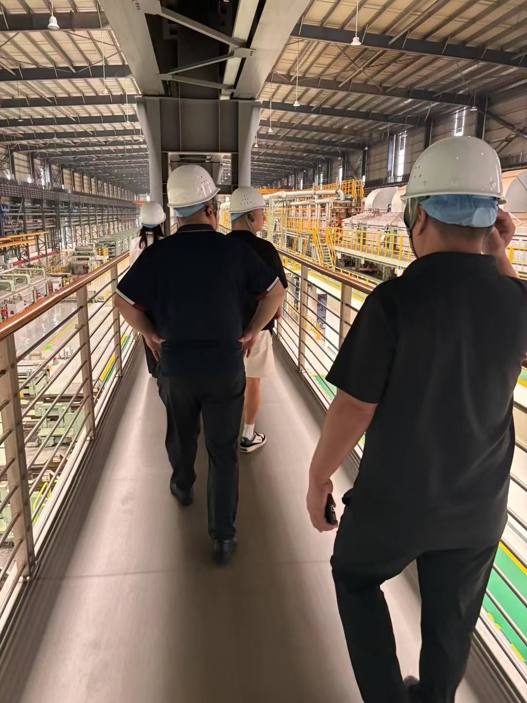 Latest company blogs about The boss of Sylaith special steel visited the front line to supervise and inspect strictly the product quality   